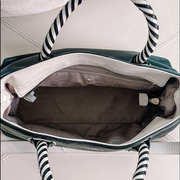Kate Spade Satchel - Picture 3 of 4